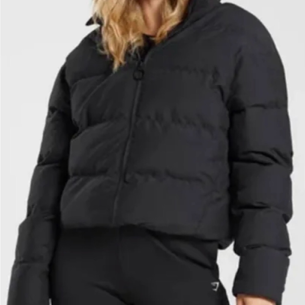 Gymshark Women’s Classic Black Puffer Jacket
